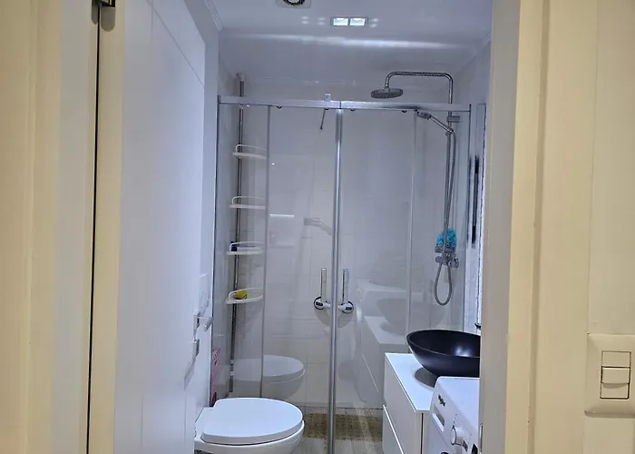 Center - Cozy And Comfort Apartment Tirana